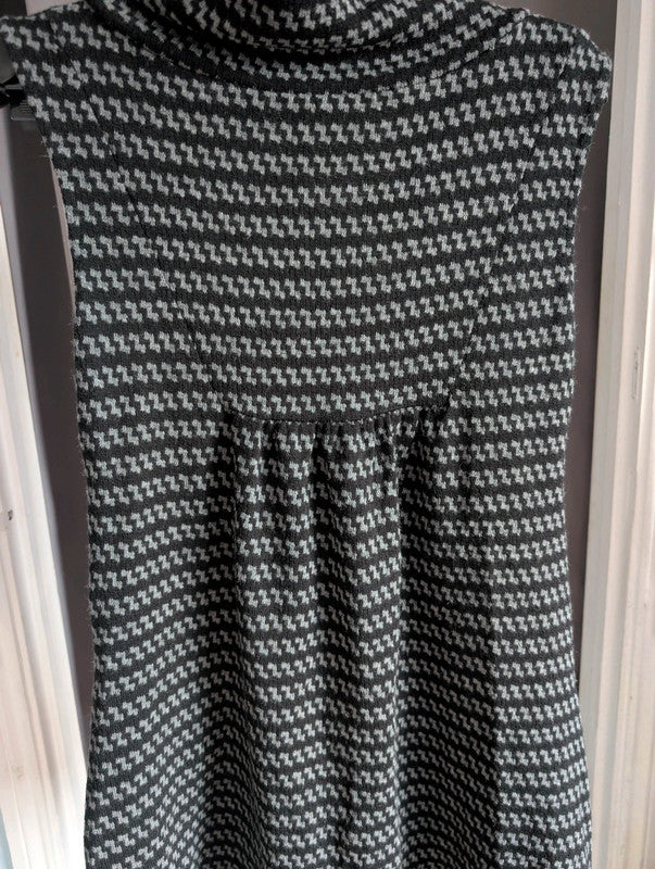 Apricot Grey Houndstooth Sleeveless Cowl Neck Tunic Dress