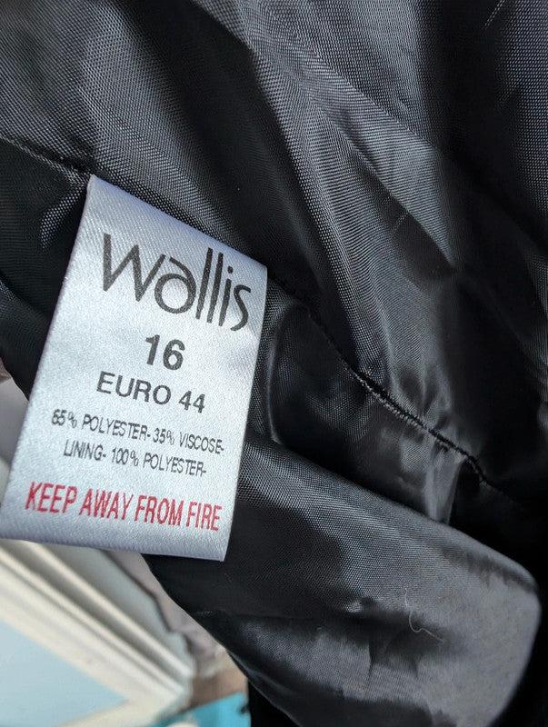 Wallis Black Pleated Hem Knee Length Skirt Size 16 Dark Academia Office