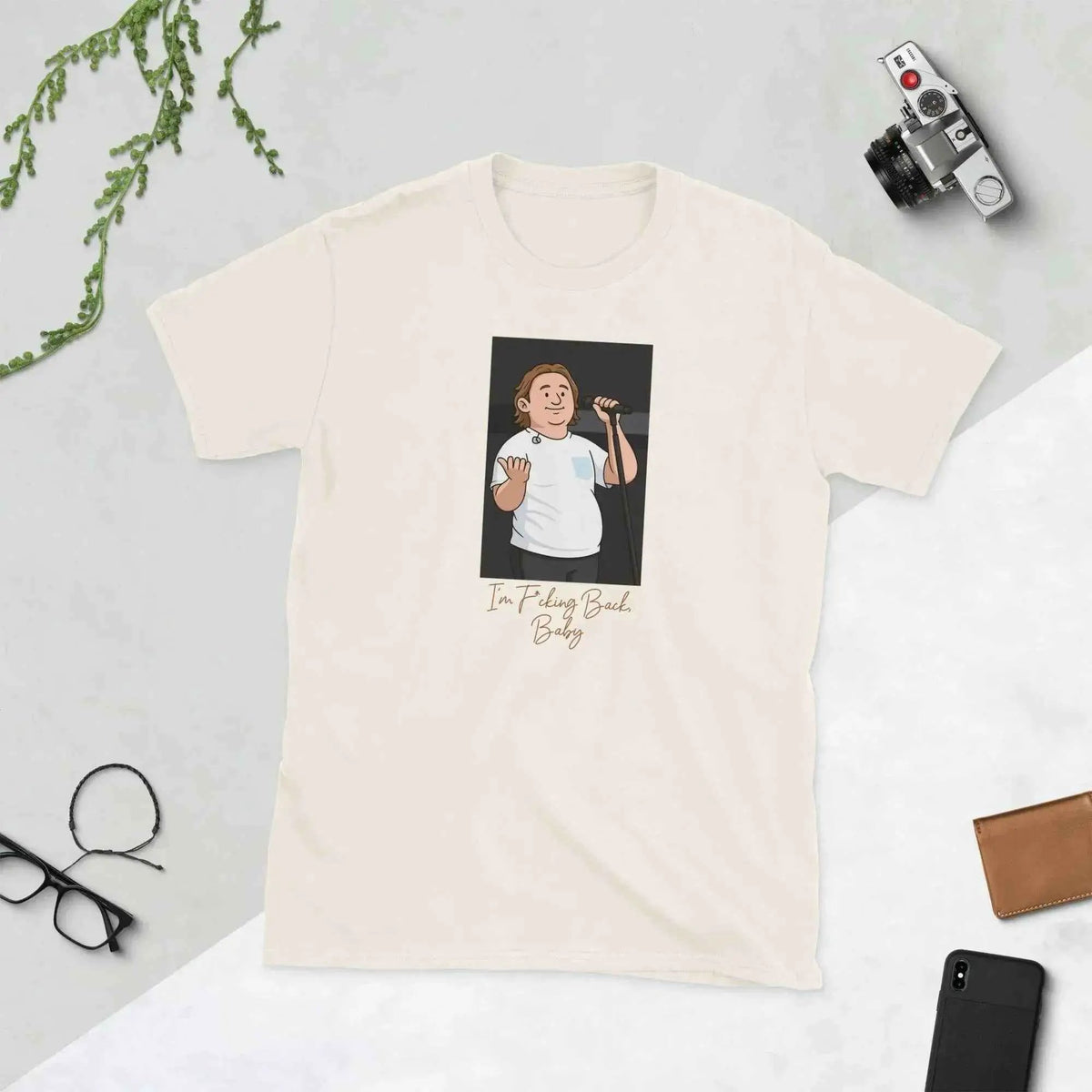 Unisex T-shirt in cream/off-white with front cartoon concert graphic print
