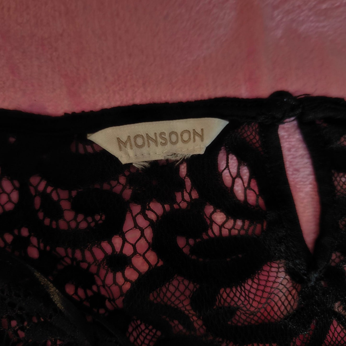 Monsoon Black Lace Midi Dress M Floral Sheer Sleeves Keyhole Back Party alcyone213k