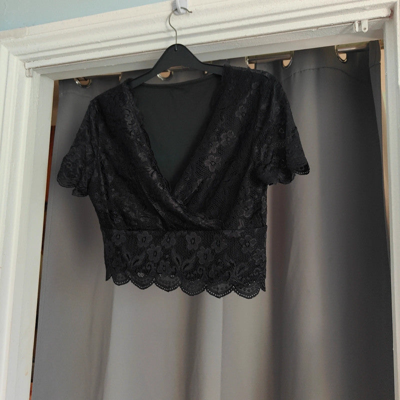 Shein Black Floral Lace V-Neck Wrap Front Crop Top Size M Medium