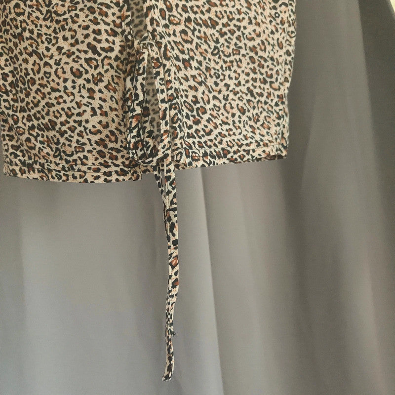 SHEIN Leopard Print Tie Front Crop Top | Animal Print V-Neck Short Sleeve