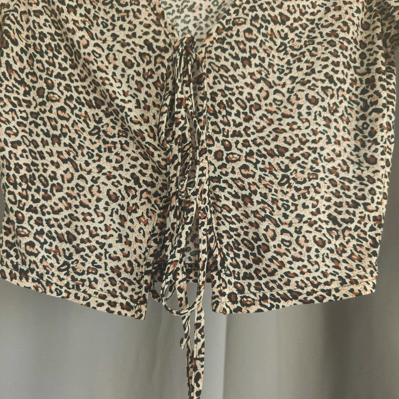 SHEIN Leopard Print Tie Front Crop Top | Animal Print V-Neck Short Sleeve