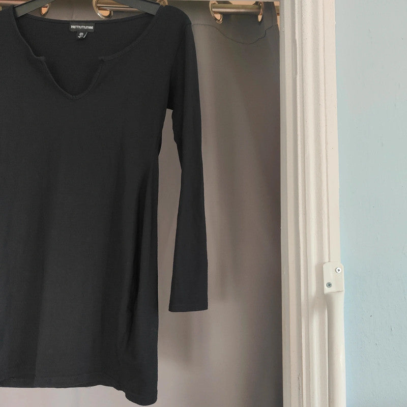 PrettyLittleThing Black Notch Neck Long Sleeve Mini Dress Size 8