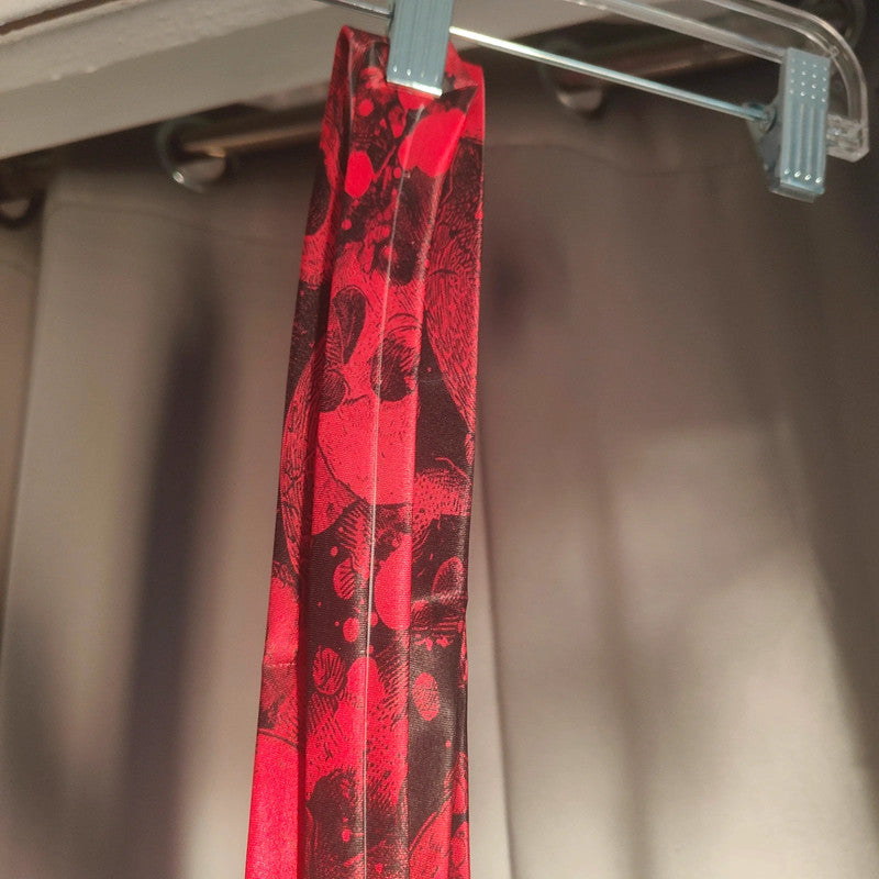 Red Skull Gothic Grunge Alt Patterned Tie