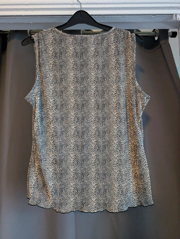 Amaranto Cream Black Snakeskin Print Plisse Lettuce Trim Vest Top Size UK 14