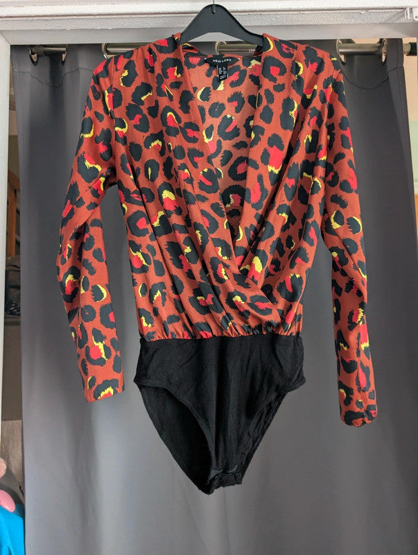 New Look Brown Red Leopard Print Long Sleeve Wrap Bodysuit Size 6