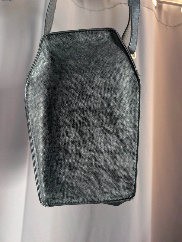 Beetlejuice Never Trust The Living Coffin Crossbody Bag Black Goth Alternative