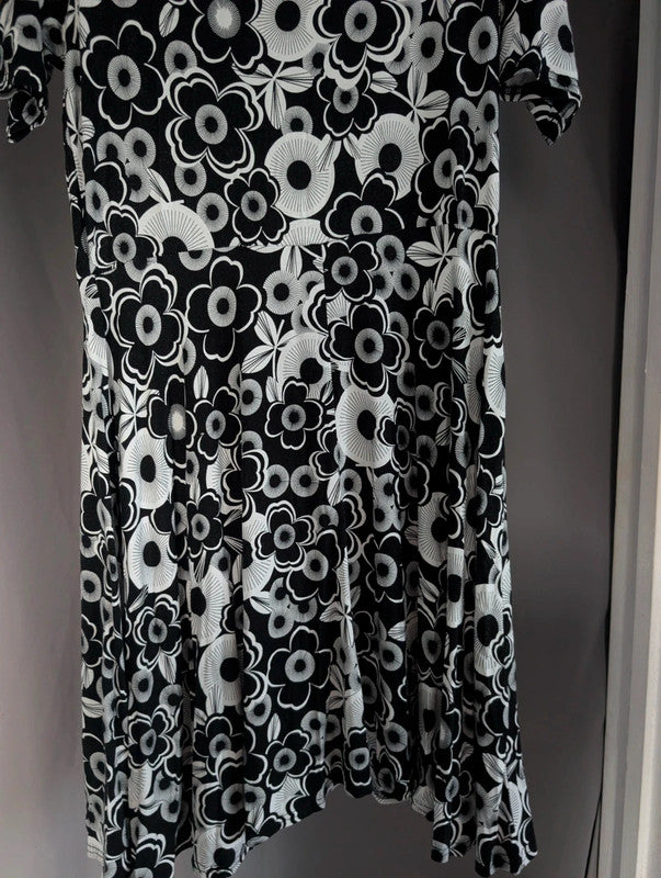 Tu Black White Floral Retro Print Skater Dress UK 16 Mod Whimsigoth