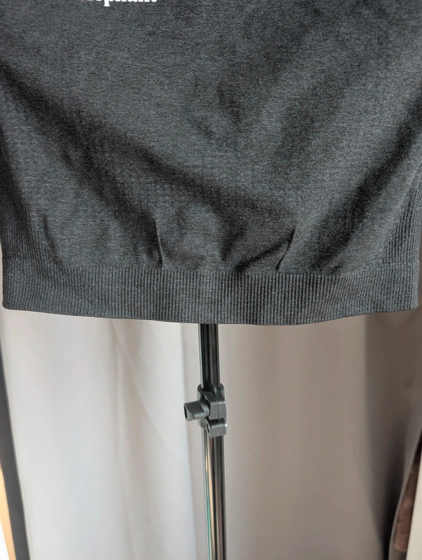 Pink Elephant Charcoal Grey Seamless Gym Crop Top Long Sleeve Size M Activewear