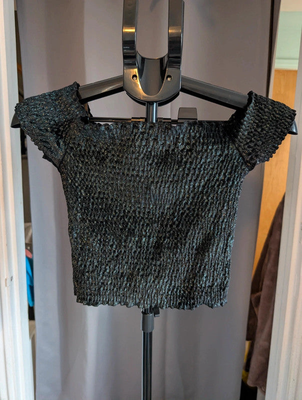 Light Before Dark Black Metallic Shirr Crop Top Size S