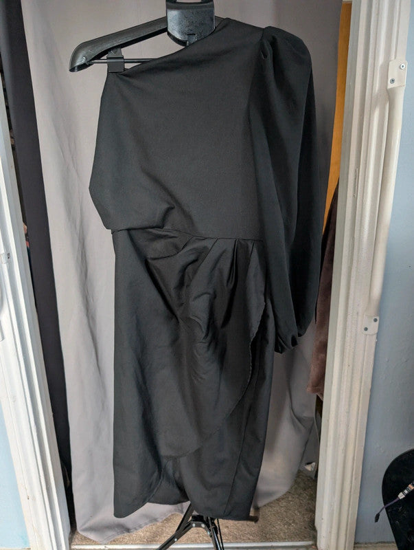 Boohoo Black One Shoulder Drape Mini Dress