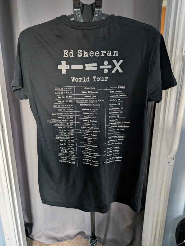Ed Sheeran Mathematics Tour Black Graphic T-Shirt Size M