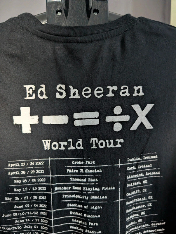 Ed Sheeran Mathematics Tour Black Graphic T-Shirt Size M