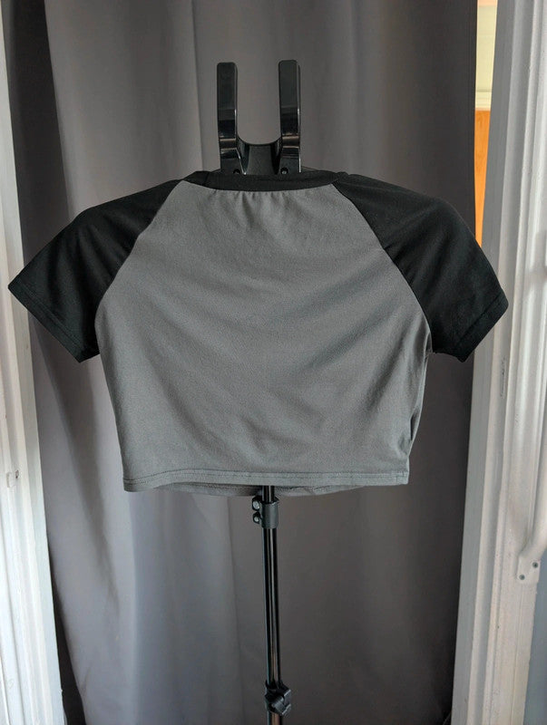 Romwe Acdc Grey Raglan Crop Top Size L
