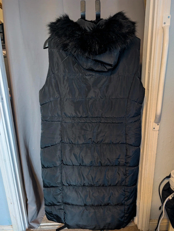 M&amp;Co Black Longline Puffer Gilet Hooded Bodywarmer Size 20
