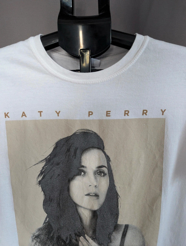 Gildan Katy Perry White Tour Graphic T-Shirt Band Merch Size Medium