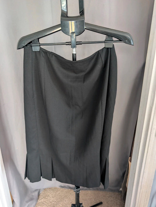 Wallis Black Pleated Hem Knee Length Skirt Size 16 Dark Academia Office