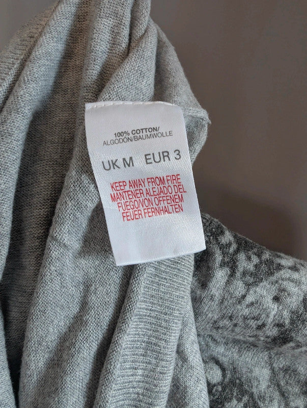 River Island Grey Skull Print V Neck Jumper Size M