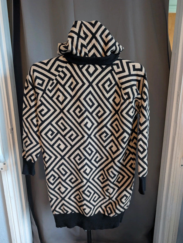 Moewy Black Cream Geometric Knit Hooded Jumper Dress One Size