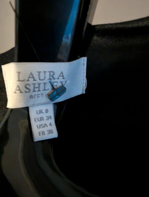 Laura Ashley Black White Leaf Print Ruched Wiggle Bodycon Dress 8 UK Vintage