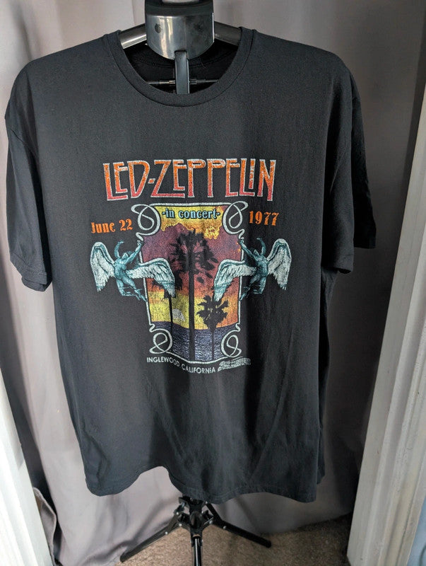 Gildan Led Zeppelin T Shirt XL Black 1977 Concert Band Graphic Tee Top