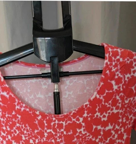 Boden coral pink and white floral tunic dress with scoop neckline and 3/4 sleeves.