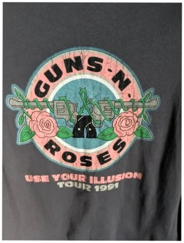 F&F grey graphic t-shirt featuring Guns N' Roses 1991 tour artwork in pink and green.
