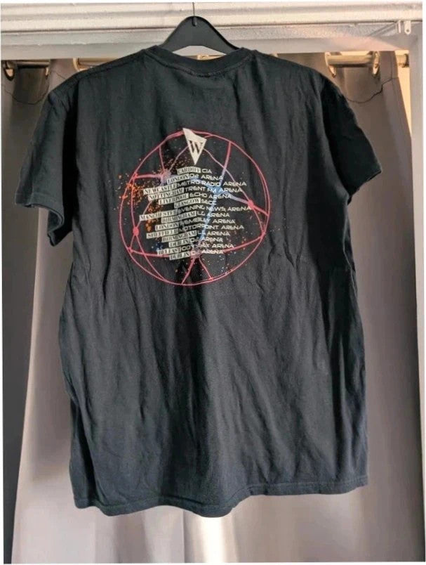Gildan black graphic t-shirt featuring Westlife band photo print and tour dates in blue.