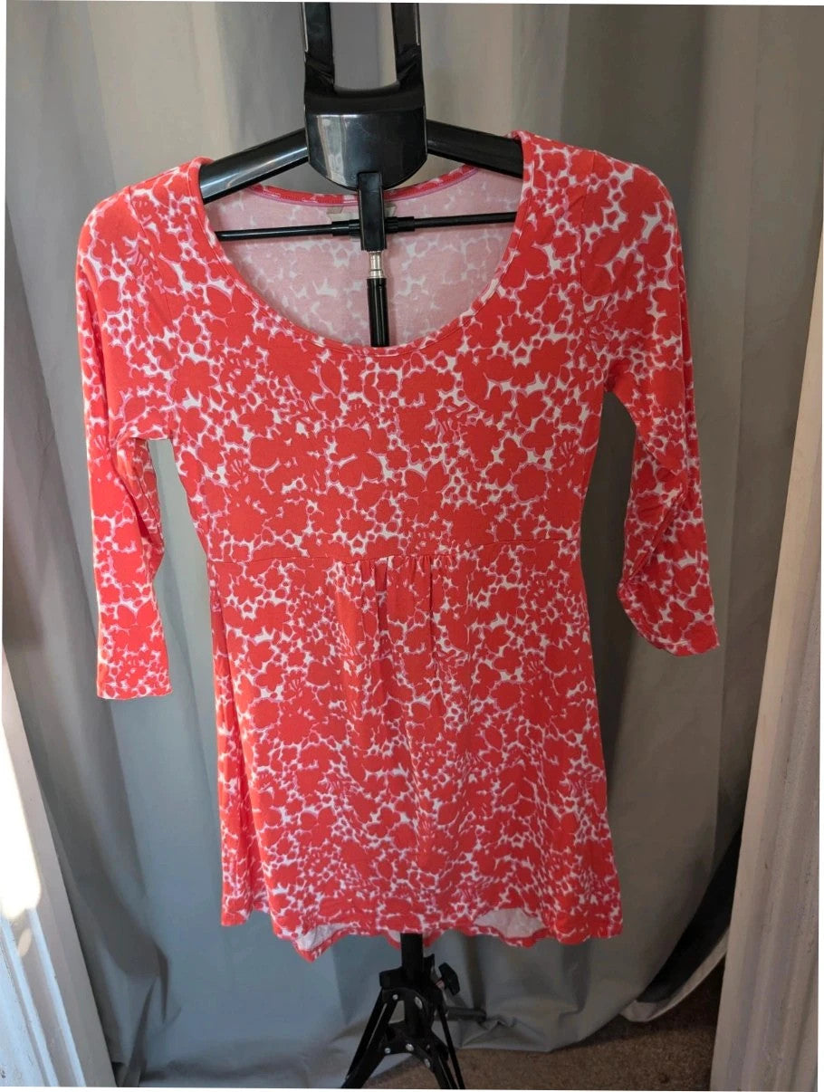 Boden coral pink and white floral tunic dress with scoop neckline and 3/4 sleeves.