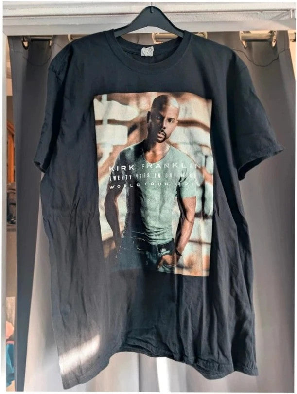 Gildan black graphic tee featuring colorful Kirk Franklin photo and tour date list.