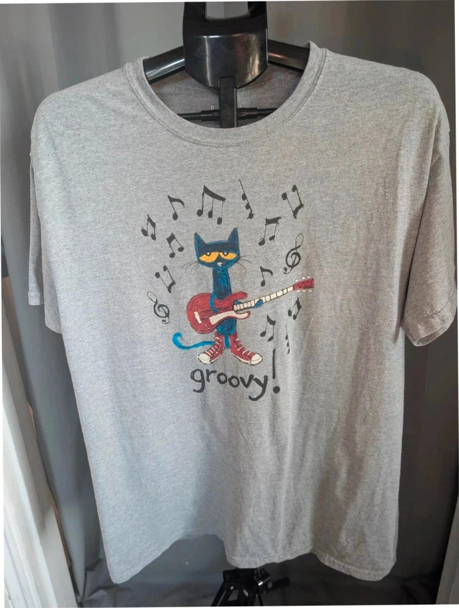 Cat & Jack grey graphic t-shirt featuring Pete the Cat with guitar and musical notes.