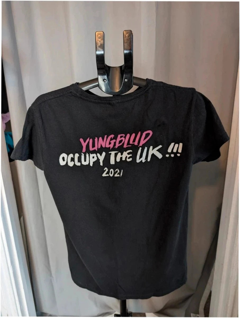 Yungblud black graphic tee with metallic silver portrait and neon pink tour lettering.
