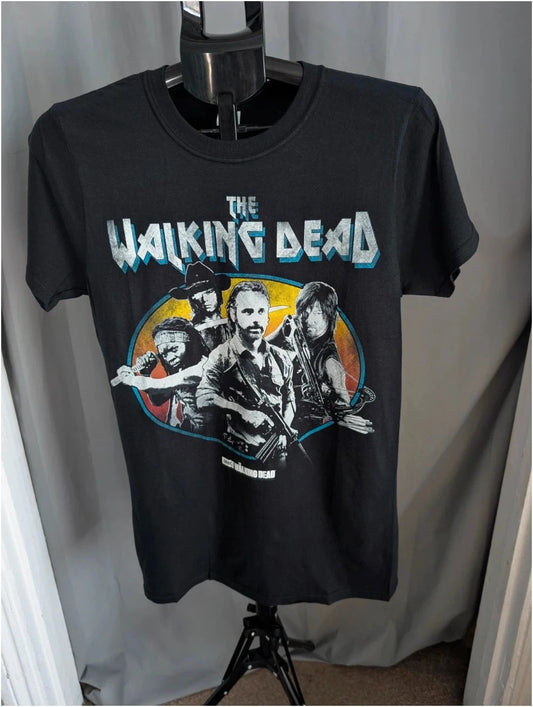 The Walking Dead black graphic tee featuring Rick, Daryl, Michonne, and Carl.