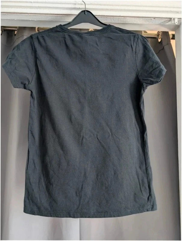 Gildan black graphic t-shirt featuring retro Ice Spice portrait print, heavyweight cotton.