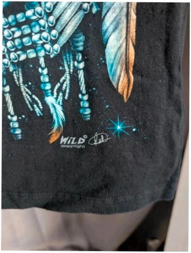 Wild black graphic tee double-sided wolf and dreamcatcher print, vintage-style cotton.