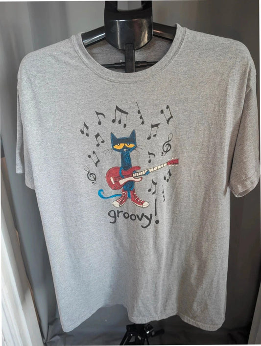 Cat & Jack grey graphic tee featuring Pete the Cat playing guitar with musical notes.