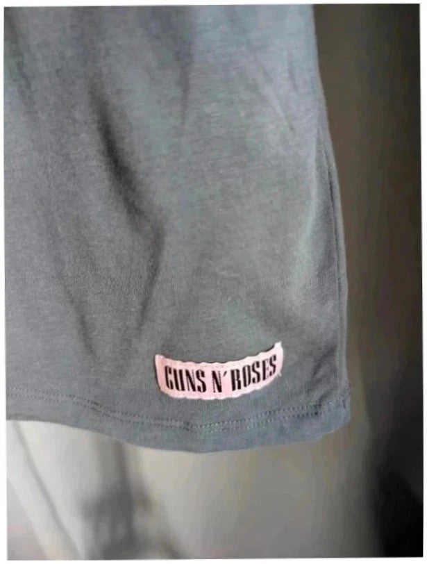 F&F grey graphic t-shirt featuring Guns N' Roses 1991 tour artwork in pink and green.