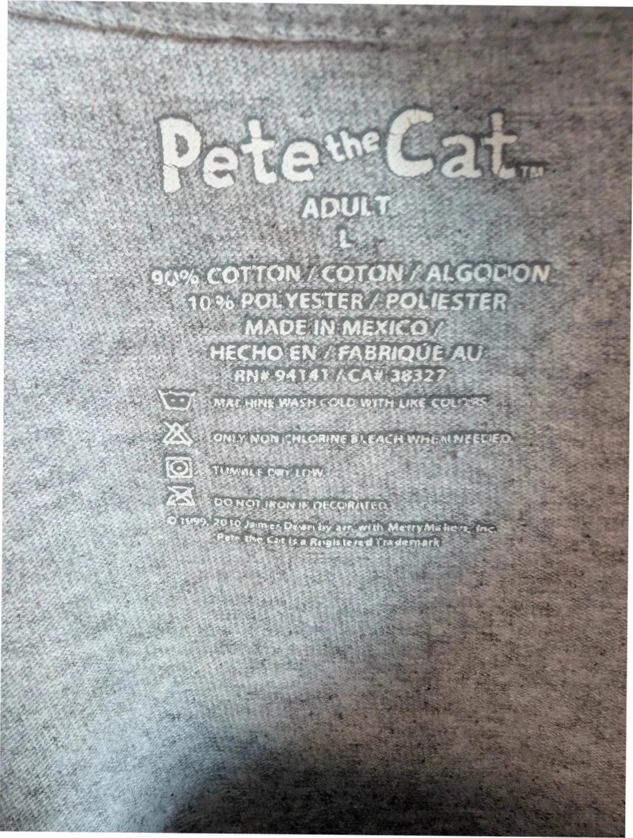 Cat & Jack grey graphic t-shirt featuring Pete the Cat with guitar and musical notes.