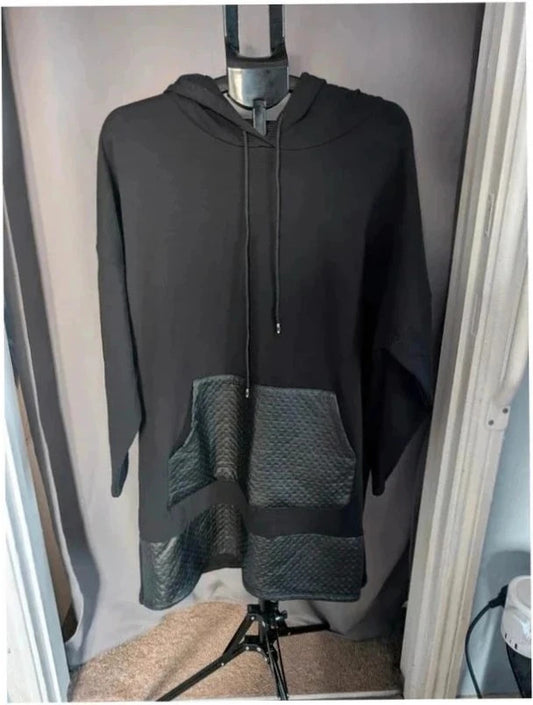 Italy Moda black oversized hoodie with faux leather trim and kangaroo pocket accents.