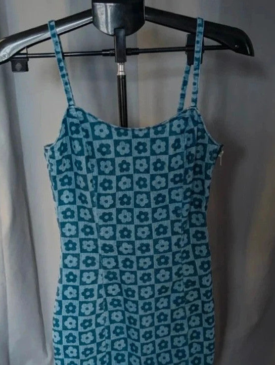 H&M blue floral checkered denim cami mini dress with fitted silhouette and thin straps.