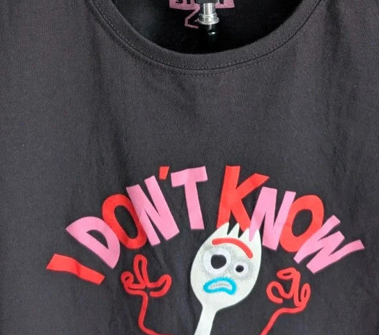 Disney black pocket t-shirt featuring Forky graphic and "I Don't Know About This!" text.