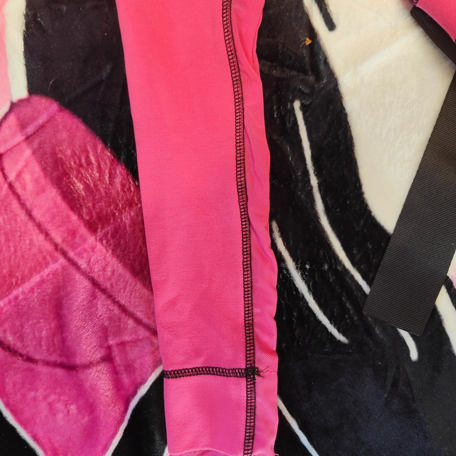 Manière De Voir Pink Zip Bodycon Mini Dress Size 8 Cut Out Belted Stretch alcyone213k