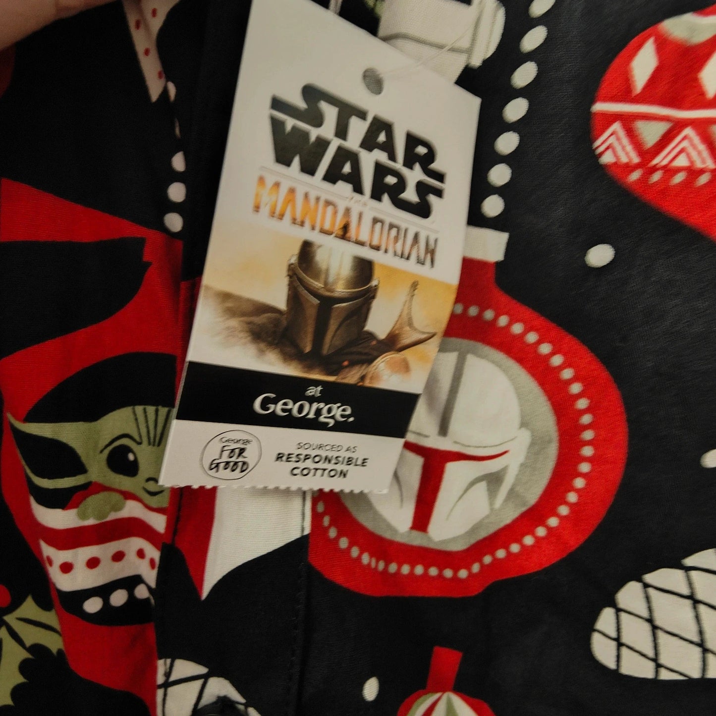 Star Wars Mandalorian George XL Christmas Shirt Grogu Baby Yoda Holiday Top alcyone213k