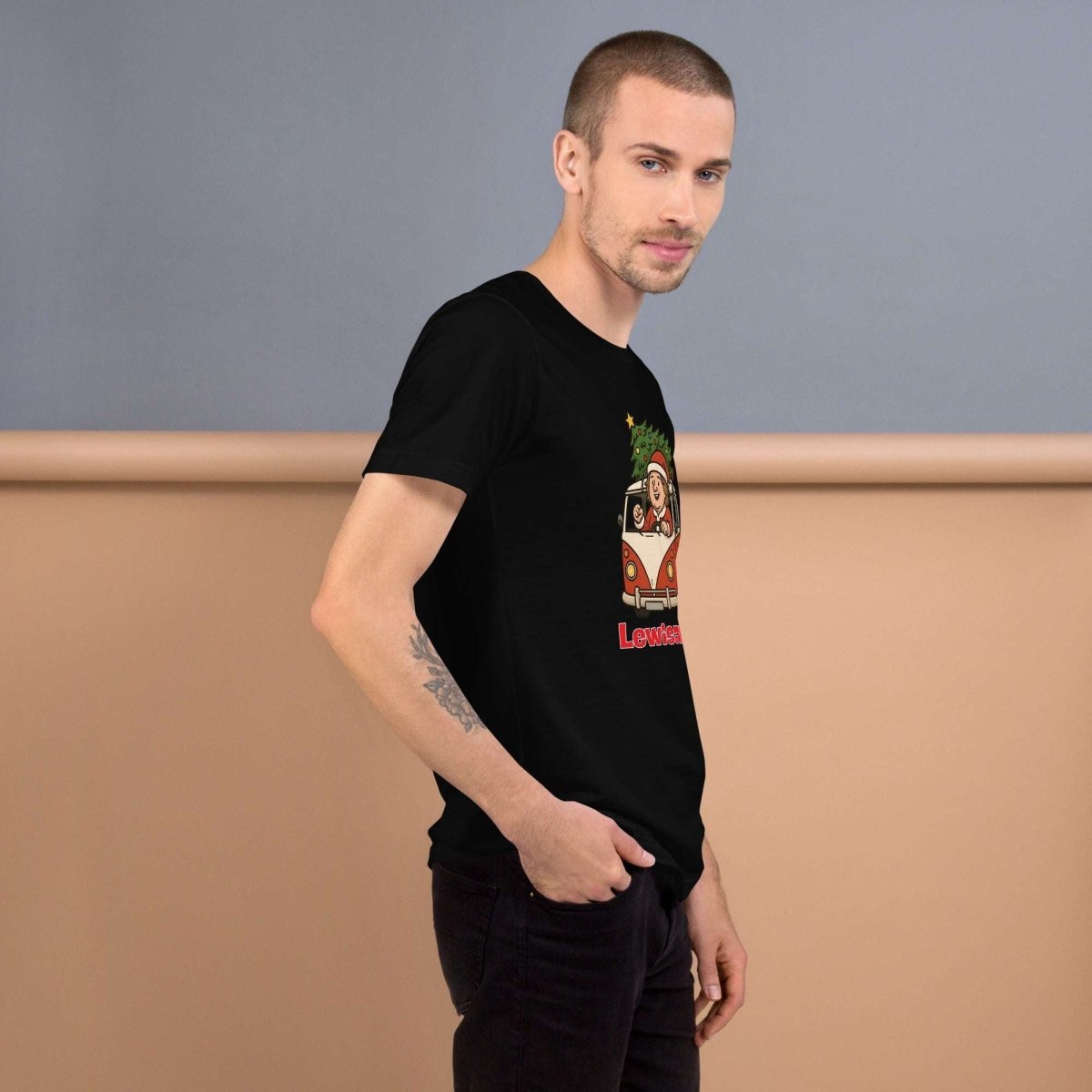 Lewis Capaldi Christmas T-Shirt | Unisex Black Sustainable Tee Alcyone213k