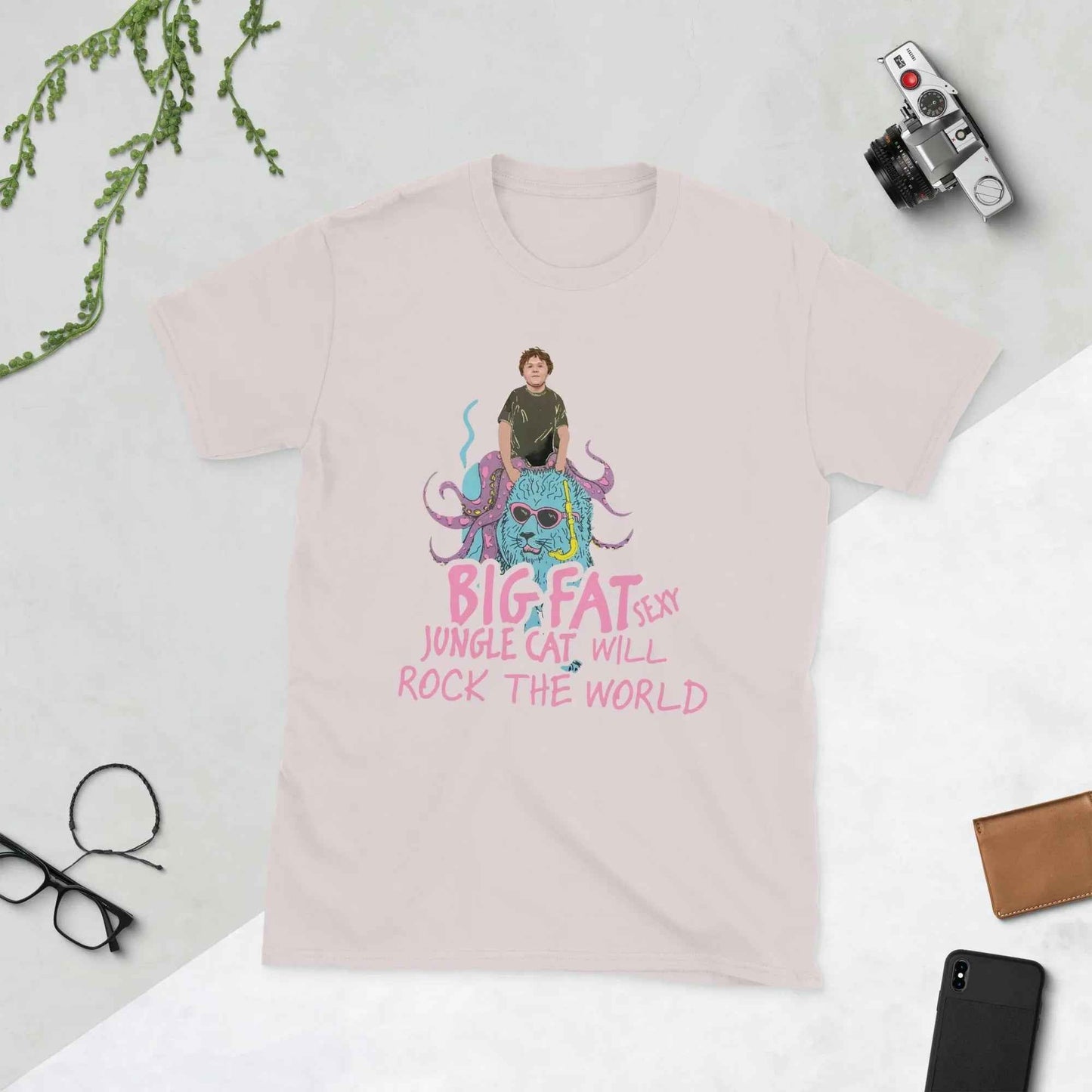 Lewis Capaldi T-Shirt | Big Fat Sexy Jungle Cats Cotton Comfort T-shirt Alcyone213k